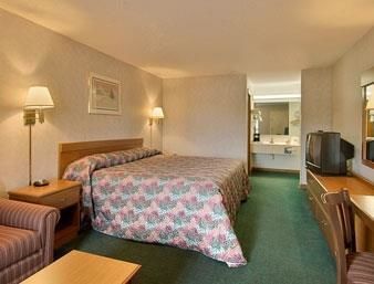 Days Inn By Wyndham Columbia Ne Fort Jackson Bilik gambar